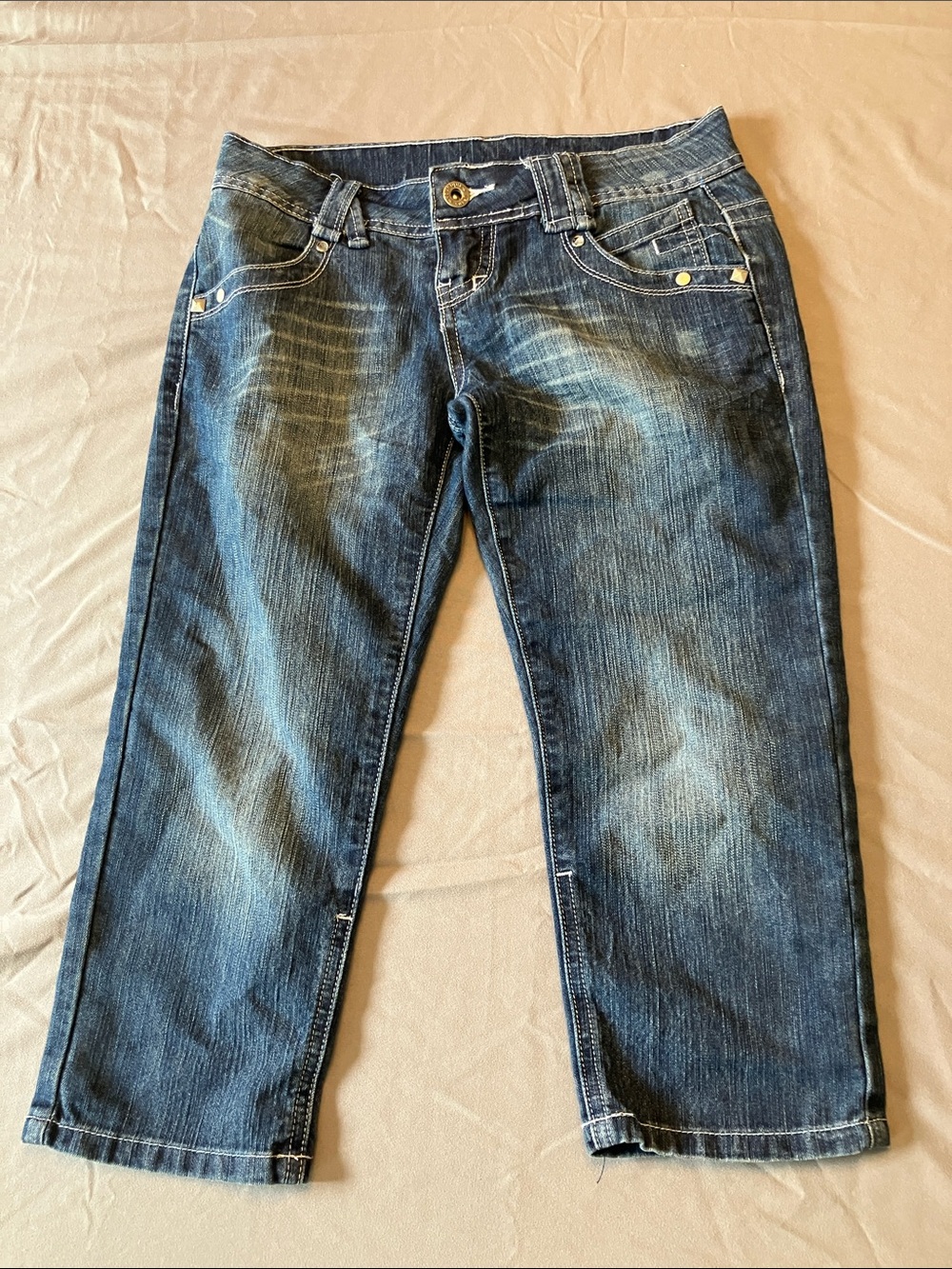 Younique Faded Blue Cropped Straight Jean Capris